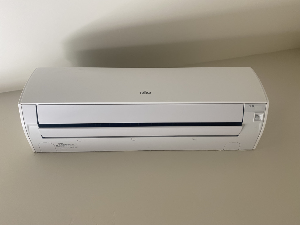 Heat pump air handler remote control unit